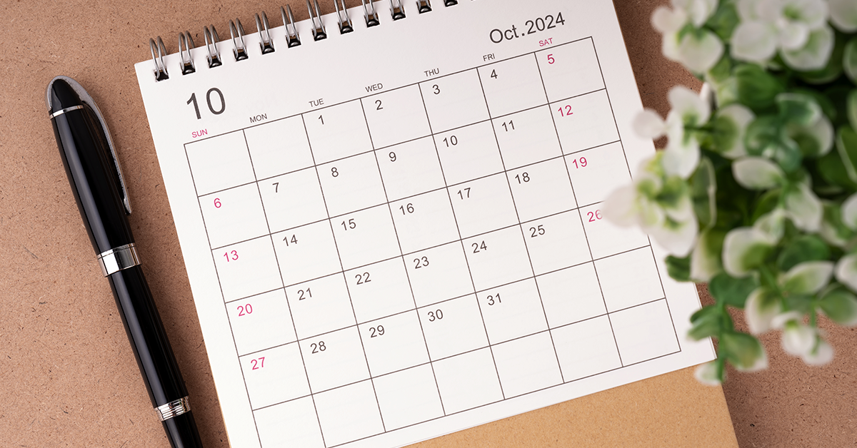 October 2024 desk calendar 